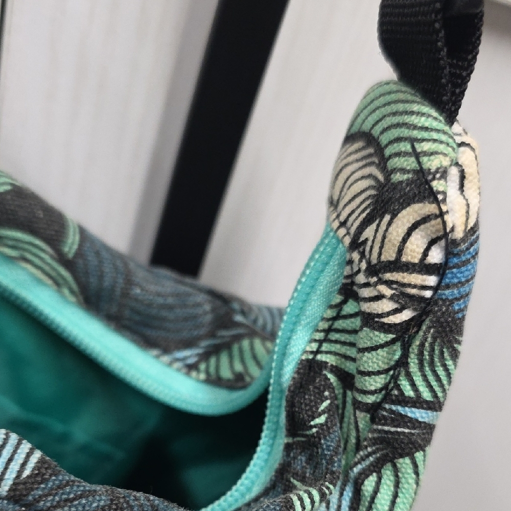 Kavu Swirl Pattern Shoulder Bag - Teal and Black - Picture 8 of 12